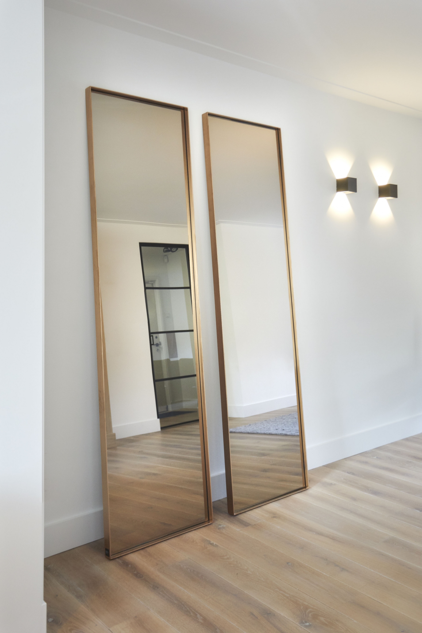 Stalen spiegel handgemaakte stalen spiegel :: Atelier Frontstaal